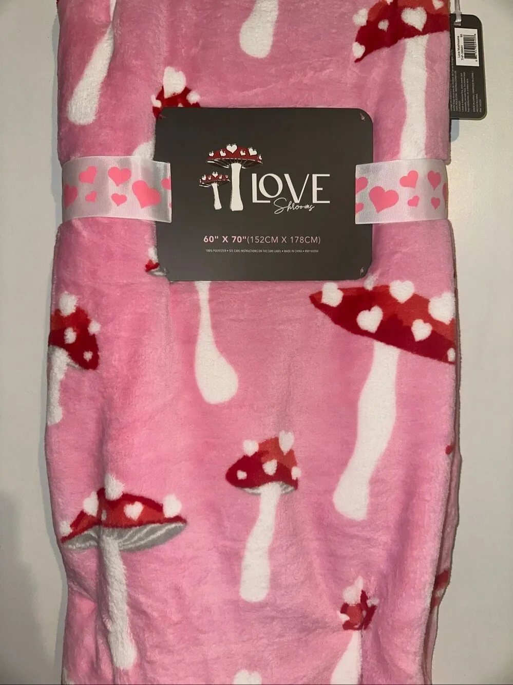 Christmas Mushroom Hearts Luxury Plush Throw Blanket Barbie Pink Christmas tree